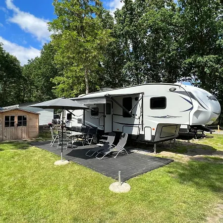 American Camping Im Us-wohnwagen * Brandenburg (Brandenburg an der Havel)