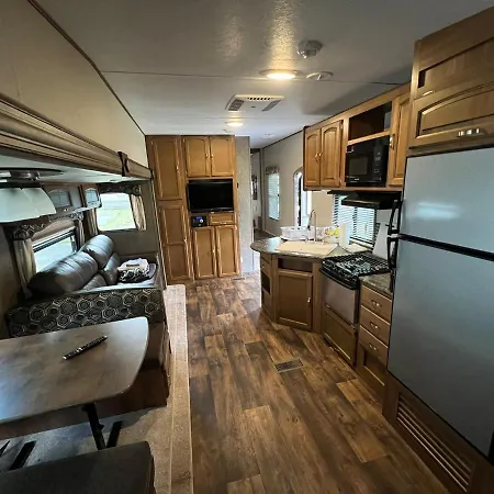 American Camping Im Us-wohnwagen * Brandenburg (Brandenburg an der Havel)