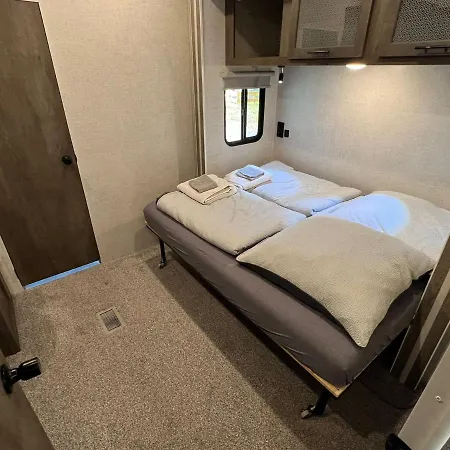 American Camping Im Us-wohnwagen * Brandenburg (Brandenburg an der Havel)