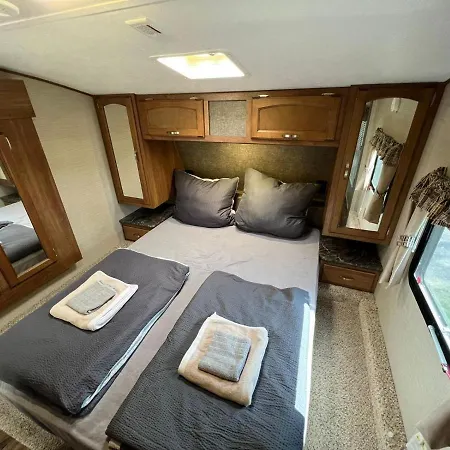 American Camping Im Us-wohnwagen * Brandenburg (Brandenburg an der Havel)