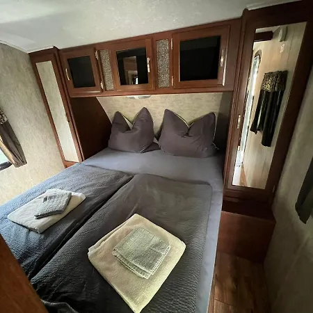 American Camping Im Us-wohnwagen Camping Brandenburg (Brandenburg an der Havel)