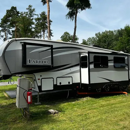 Camping American Camping Im Us-wohnwagen Brandenburg (Brandenburg an der Havel)