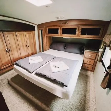 American Camping Im Us-wohnwagen Brandenburg (Brandenburg an der Havel)